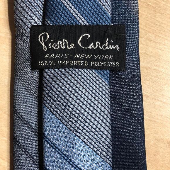 Pierre Cardin skinny tie. 👔 - Picture 2 of 5
